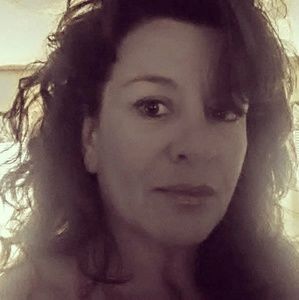 Meet your Posher, Kelli